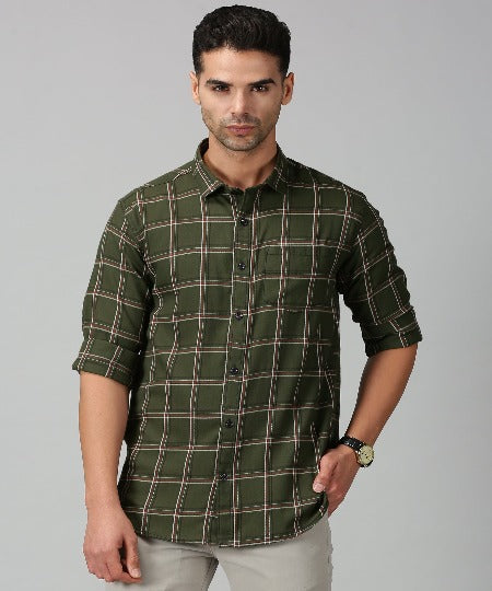 Men Checkered Casual Mehndi Green Shirt